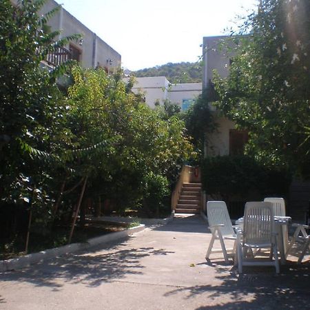 Ilios Apartments Poros Town Dış mekan fotoğraf