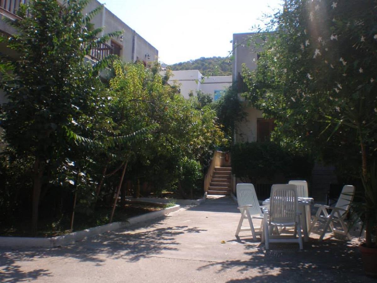 Ilios Apartments Poros Town Dış mekan fotoğraf